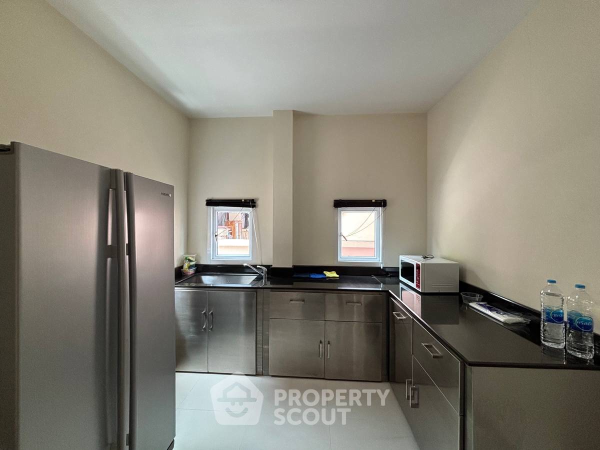 picture 3-BR House close to East Pattaya (ID 2219433) - 6/20