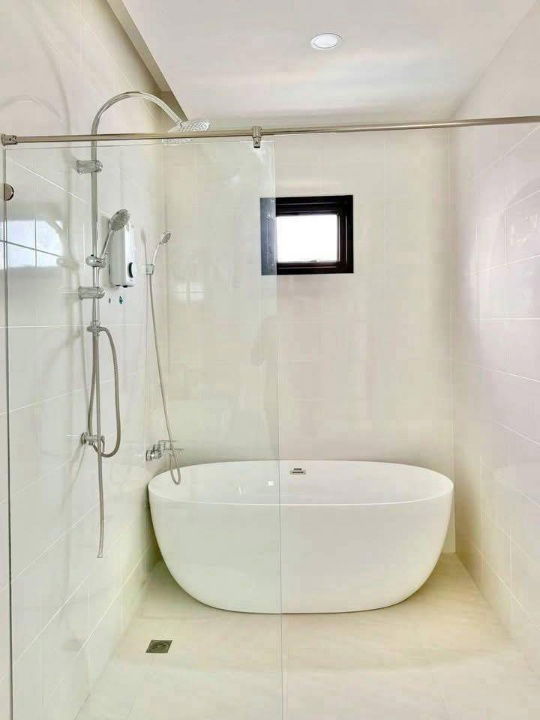 picture 2-storey detached house for sale near Sukhumvit Road, Pattaya, opposite the Pattaya Prosecutor's Court. - 12/13