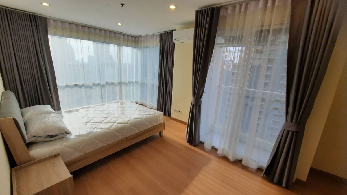 รูป ให้เช่าด่วน! ห้องสวย ราคาพิเศษสุด! คอนโดหรู Silom Suite สาทร ซอย 12 - 2 ห้องนอน, 2 ห้องน้ำ - 70 ตร.ม. - รูปที่ 4/6