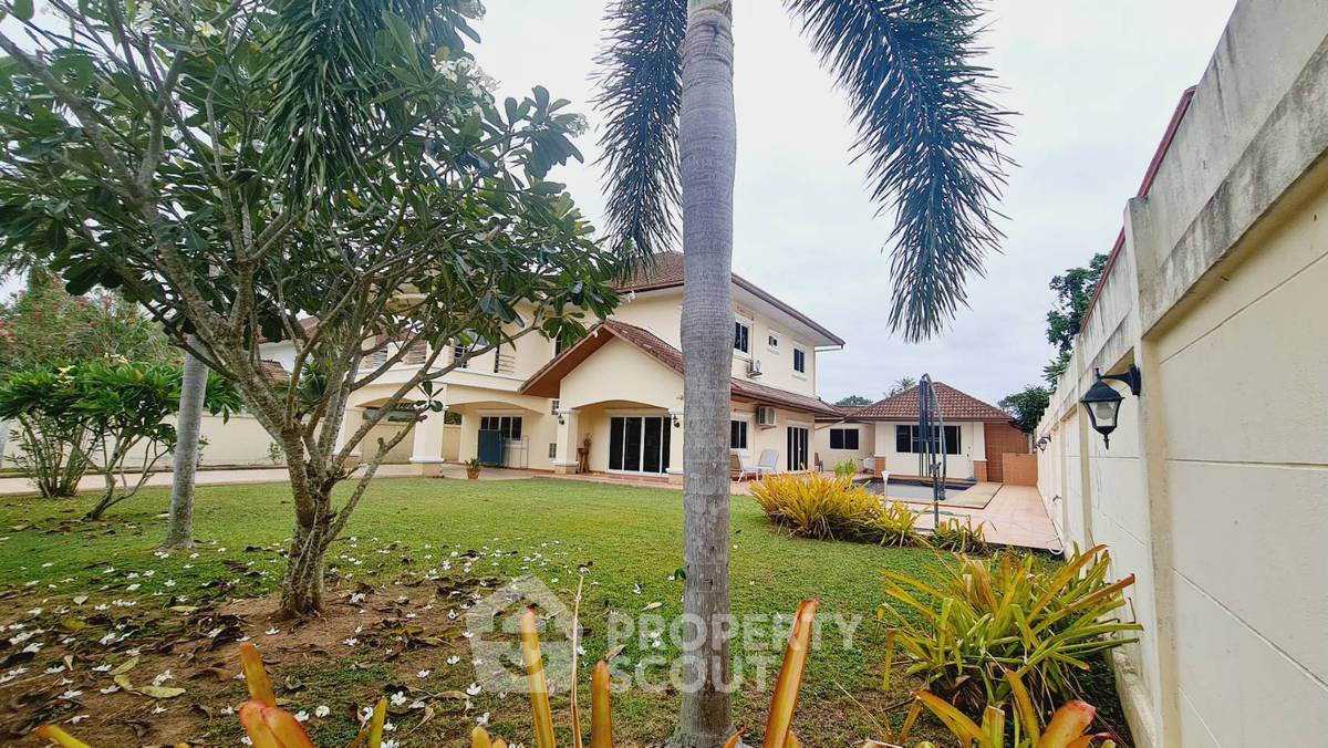 รูป วิลล่า 4-ห้องนอน ใกล้ อ่างเก็บน้ำมาบประชัน (ID 1695989) - รูปที่ 8/10