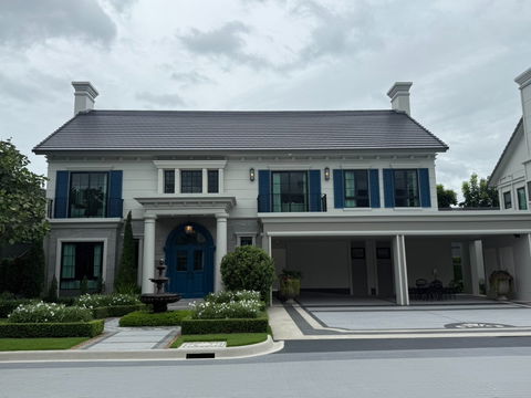 🏡 Luxury Home for Sale – Fully Furnished & Beautifully Decorated! Narinsiri Rama 9 – Krungthep Kreetha