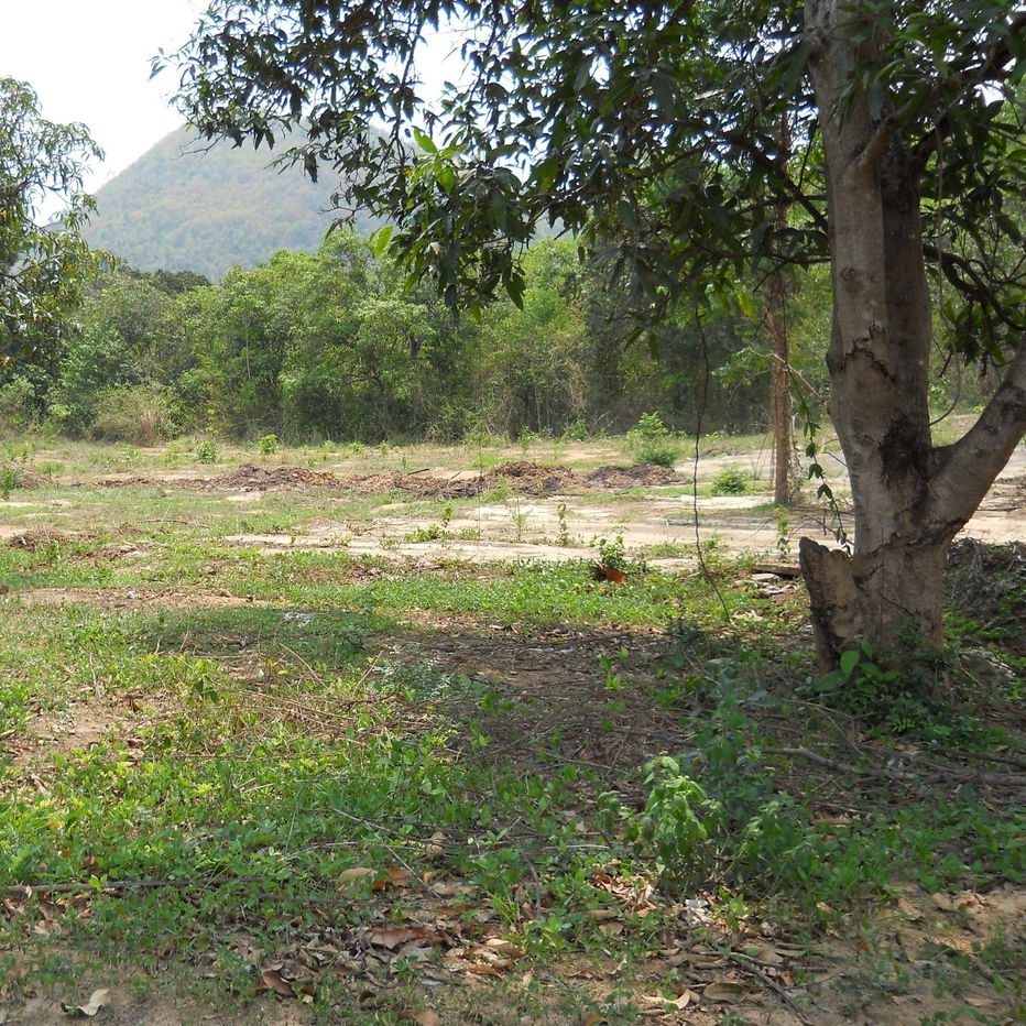 picture 8-Rai Land Plot with Mountain View, Near Huay Mongkol Reservoir, Hua Hin – Scenic and Beautiful Location - 4/6