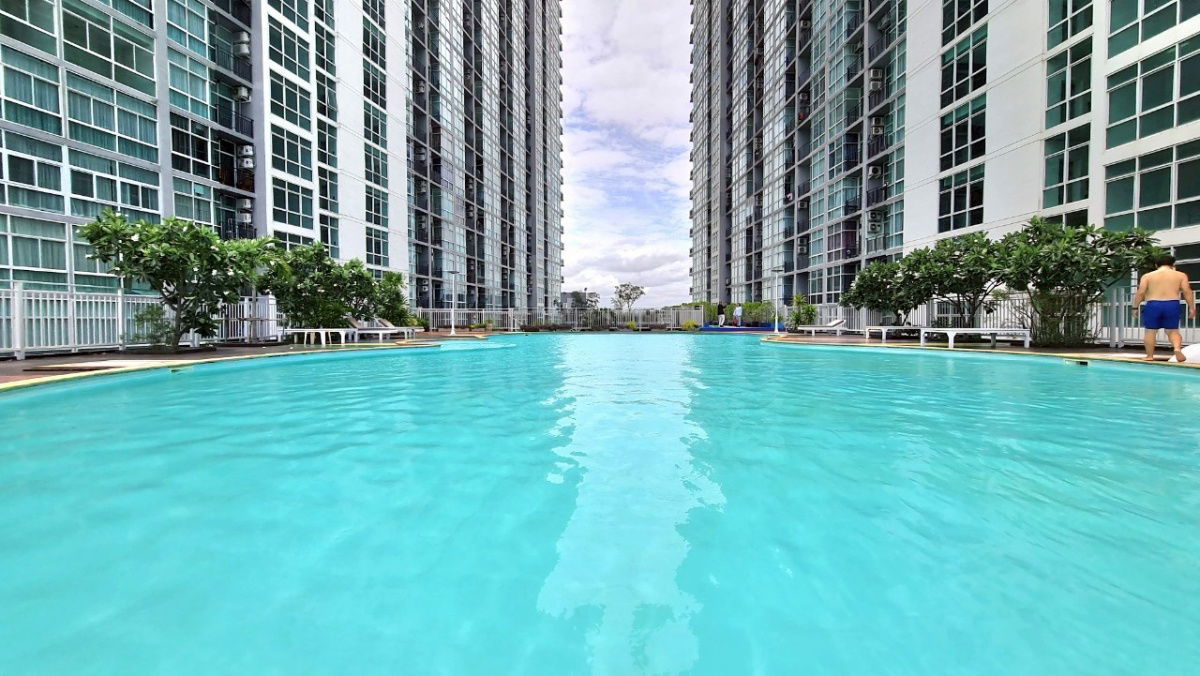 picture Jomtien Beachfront Condo: Pet-Friendly, Starting at 2.47 Million THB - 14/18