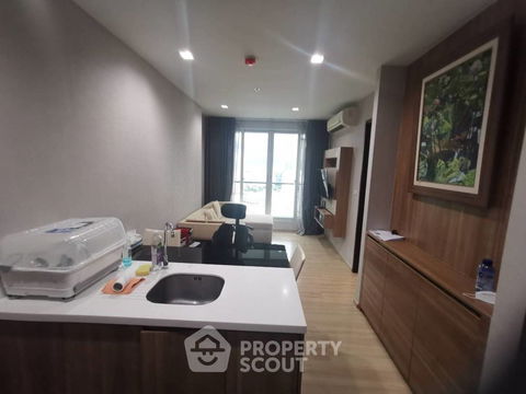 คอนโด 1-ห้องนอน ที่ ริธึ่ม สาทร ใกล้ BTS สะพานตากสิน (ID 1985990)