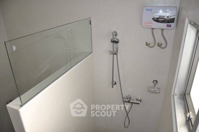 picture 2-BR Condo at Waterford Park Rama 4 near BTS Phra Khanong (ID 2217197) - 11/19