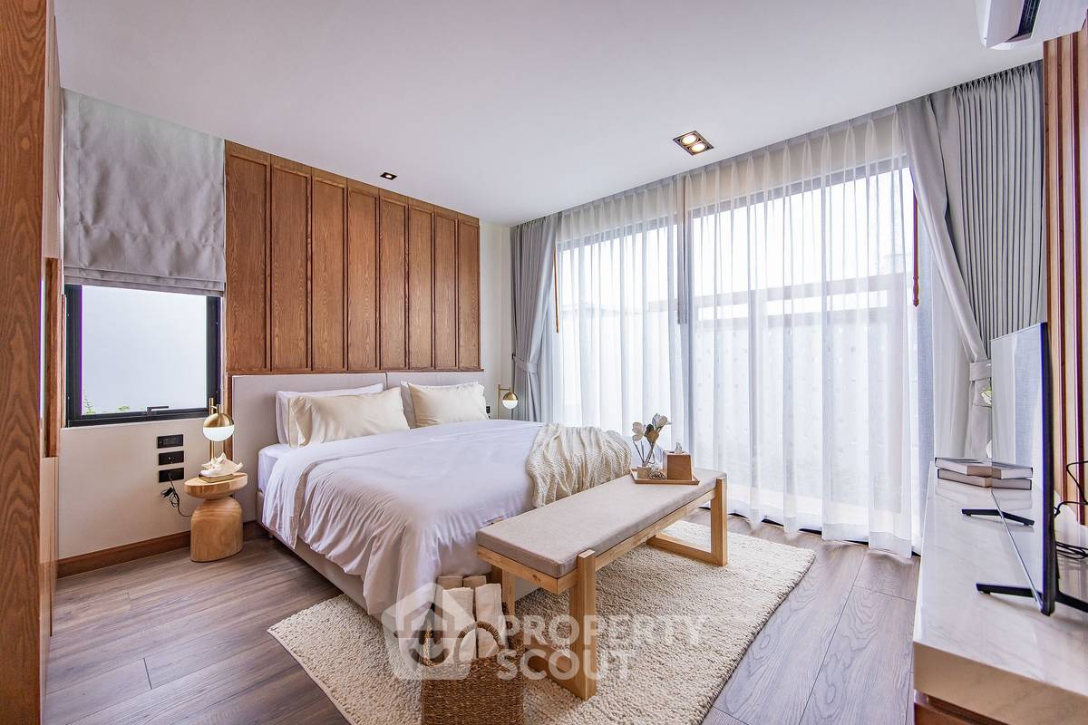 picture 4-BR Villa in Rawai (ID 1340038) - 13/27