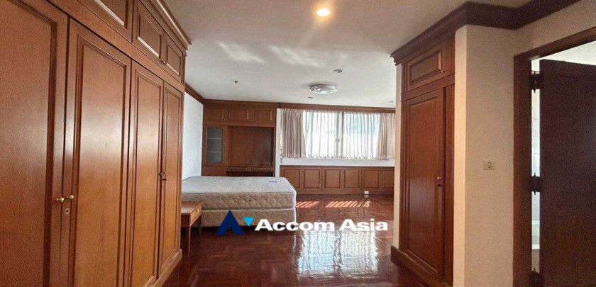 picture 🔼🔽 AccomA 📩 Classic wood-finished condo with large balcony in Sukhumvit (24440) - 9/15