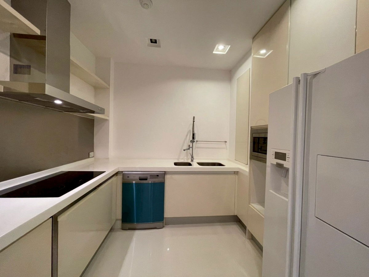 picture Luxury 2 bedroom condo for rent  - 5/10