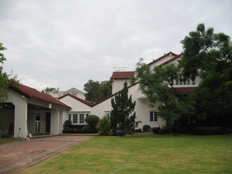 Four-bedroom detached house for rent in Ladawan Srinakarin, near skytrain station Sridan, International school Bangkok Pattana