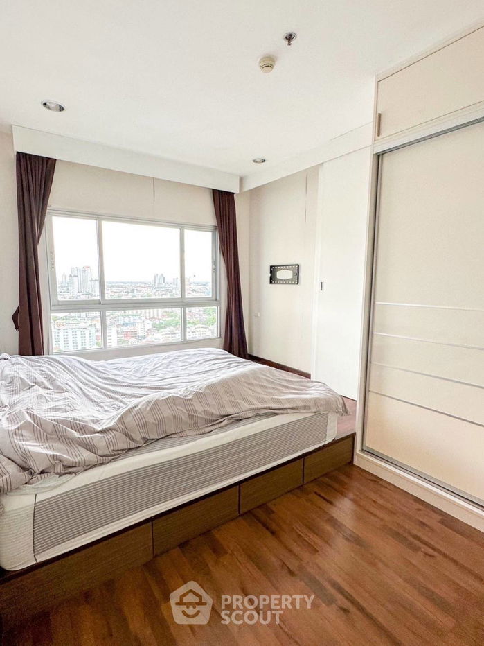 picture 2-BR Condo at Q House Sathorn near BTS Krung Thon Buri (ID 1916396) - 4/11