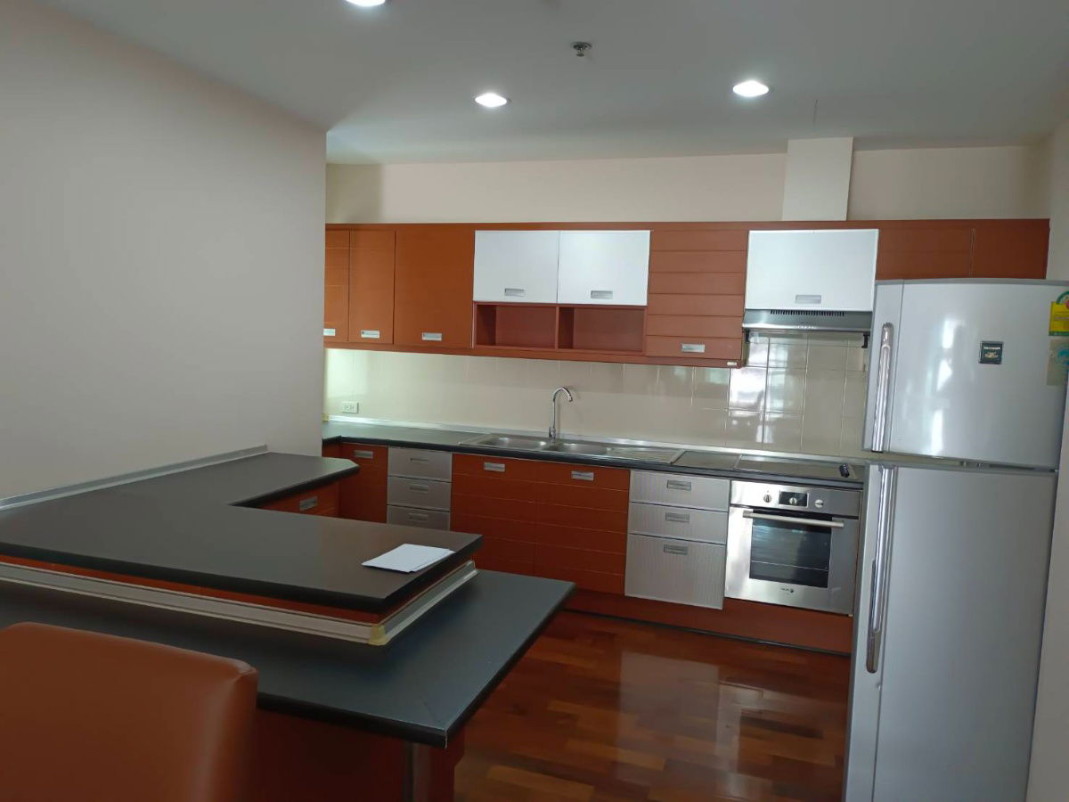 picture Corner 2-bedroom Condominium unit for Sale in Noble Ora Thonglor Condominium, Thonglor BTS Station - 7/14