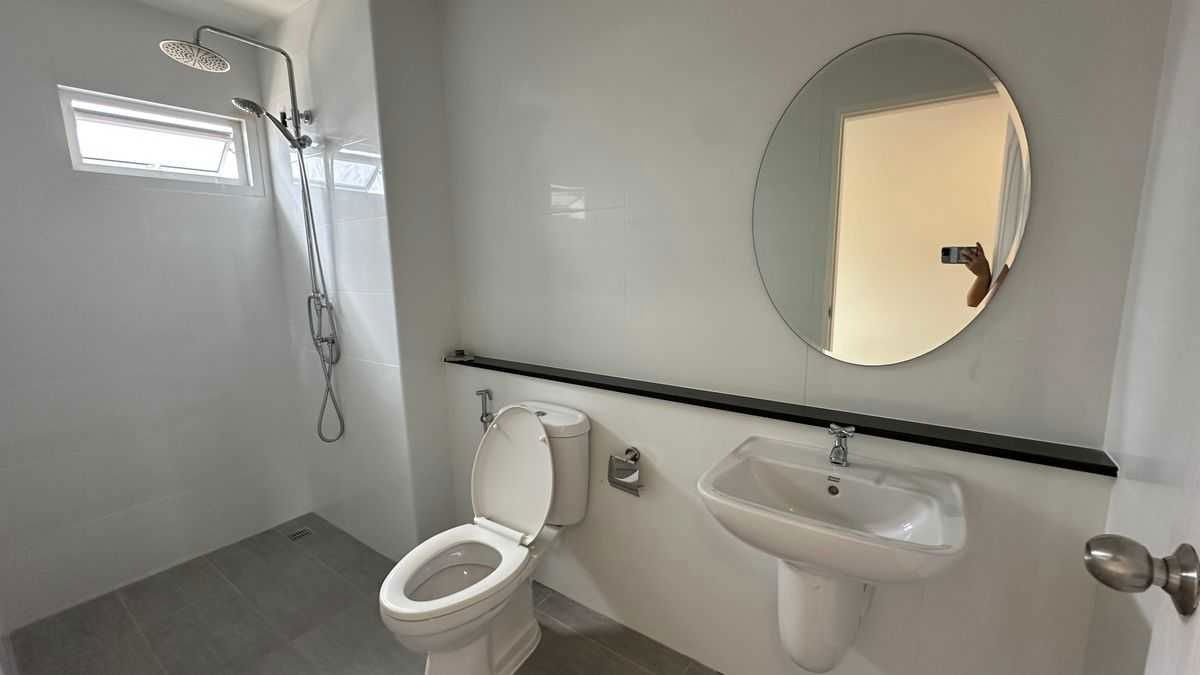 picture Townhouse for rent 📍 On Nut 46 – Srinakarin 36 | Near MRT Srinakarin 38 only 1.2 km. - 8/16