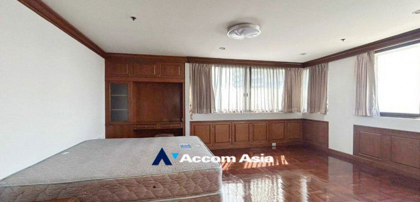 picture 🔼🔽 AccomA 📩 Classic wood-finished condo with large balcony in Sukhumvit (24440) - 7/15