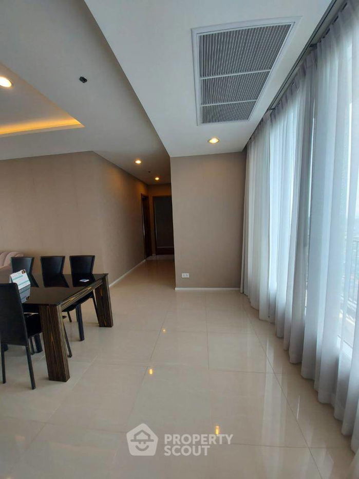 picture 3-BR Condo at Menam Residences in Wat Phraya Krai (ID 2223259) - 7/17