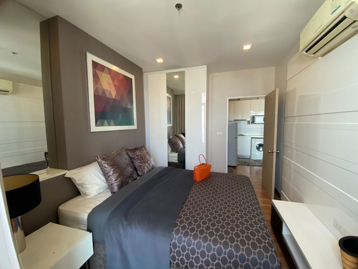 picture One-bedroom unit for rent in The Coast Bangkok Condominium, near with skywalk to BTS Bangna Station - 2/7