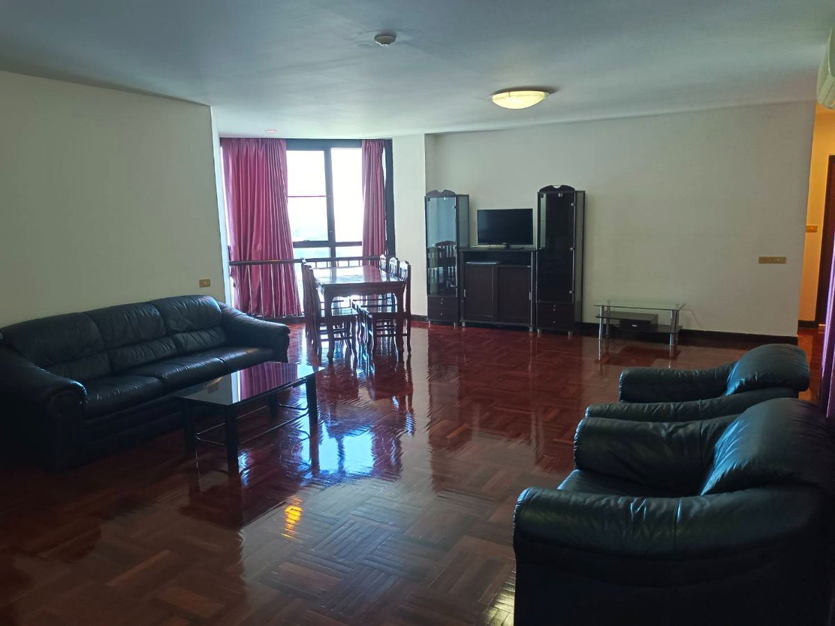 picture Two-bedroom condominium unit for sale in NS Tower Bangna Condominium, only 2 minutes walk from Central Bangna Department Store - 2/7