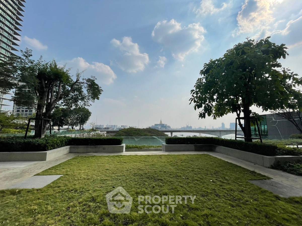 picture 2-BR Condo at 333 Riverside near MRT Bang Pho (ID 2035599) - 23/25