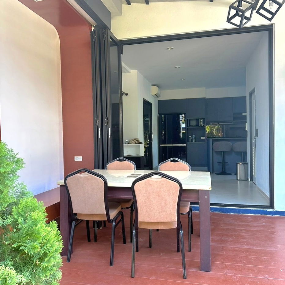 picture House for sale , near samyag market, central festival chiangmai. near 2nd ring road 700 m. - 5/16