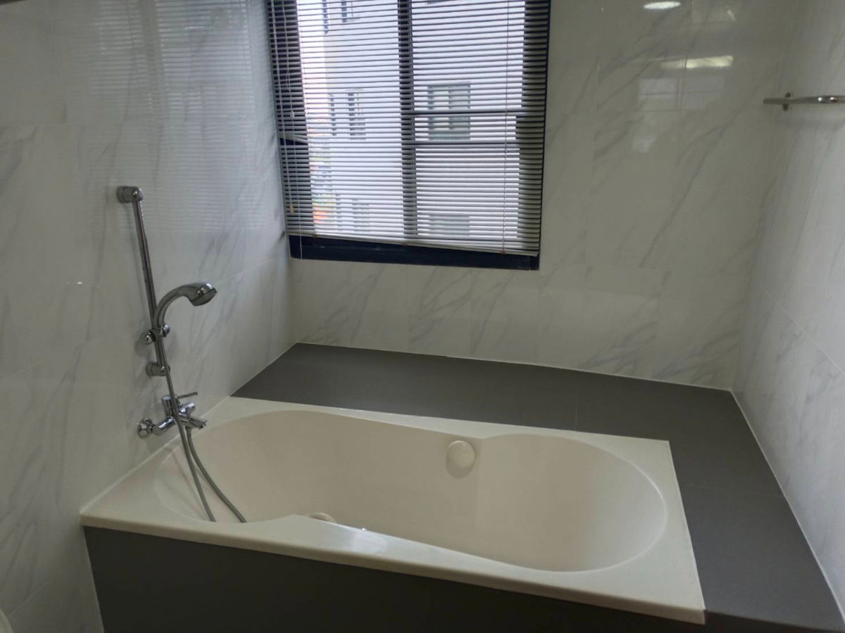 picture Two-bedroom Condominium unit for sale in Prestige Condominium Thana City, Near Vero International School - 3/10