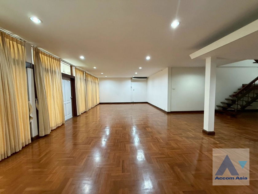 picture 🔼🔽 AccomA 📩 Home Office 3 BR House in Khlong Toei Nuea (99503) - 6/20