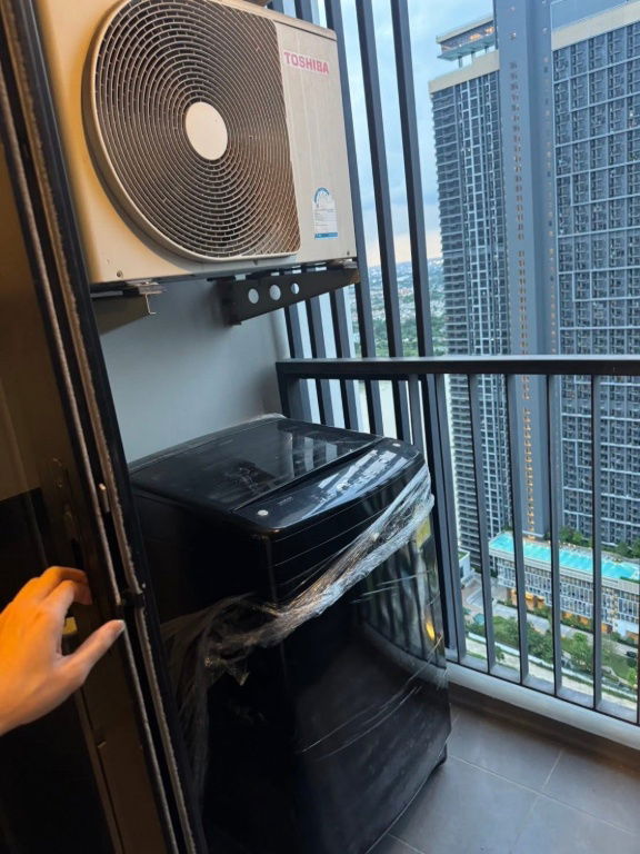รูป 📣ให้เช่าคอนโด “ Politan Rive ” ✅ห้องใหญ่ , ทิศเหนือ ✨เครื่องใช้ไฟฟ้าครบ 📲 ไลน์ @dmcondo (อย่าลืมใส่ @ ด้วยนะครับ) - รูปที่ 9/10
