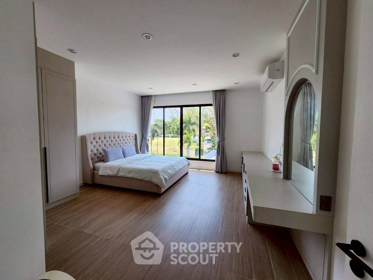 รูป บ้าน 4-ห้องนอน ที่ เดอะ วิลเลจ โดย ฮอร์สชู พอยท์ ใน หนองปรือ (ID 2175435) - รูปที่ 24/34