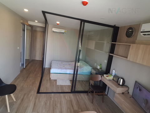 ขายคอนโด บลอสซั่ม คอนโด แอท สาทร-เจริญราษฎร์ 1 ห้องนอน ชั้น 7 อาคาร D ใกล้ BTS สุรศักดิ์