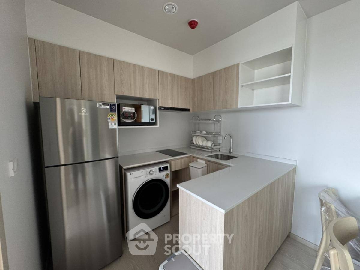 picture 2-BR Condo at NUE Mega Plus Bangna in Bang Kaeo (ID 2034499) - 3/11