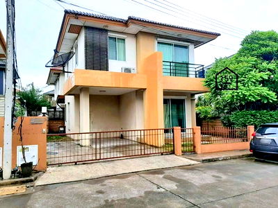 Houses for rent Pathumthani : furniture electrical appliances Talat PhuangSawang345 1.6km. For rent 2-storey detached house 52 sq.