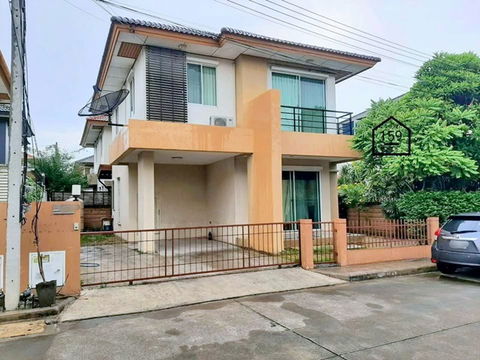 furniture electrical appliances Talat PhuangSawang345 1.6km. For rent 2-storey detached house 52 sq.