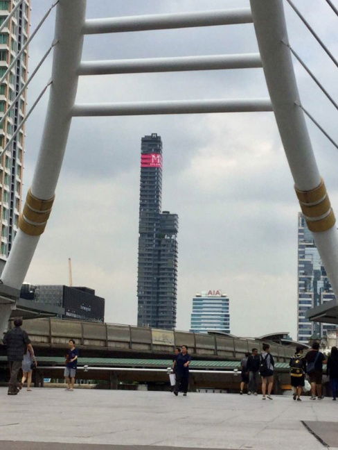 picture One-bedroom Condominium unit for rent in M Silom, near Chong Nonsi BTS Station - 1/9