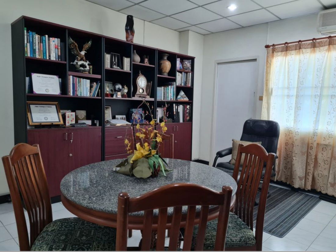 picture Corner 4-bedroom unit for sale in The Trio Garden Condominium - 2/44