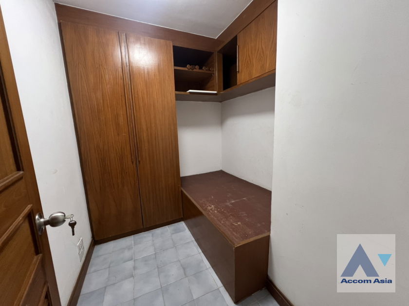 รูป 🔼🔽 AccomA 📩 Warm wood-tone condominium with spacious layout at President Park (210079) - รูปที่ 14/18