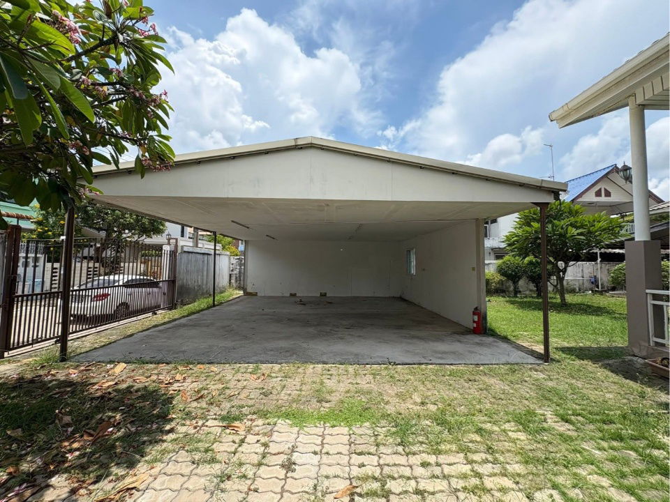 picture P0130 Sale! Muang Thong 4 Village, Sukhumvit 10 - 18/19