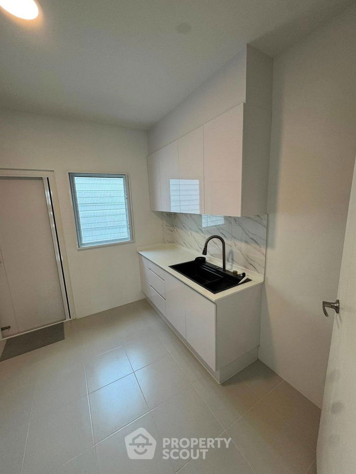 รูป บ้าน 4-ห้องนอน ใน บางเพรียง (ID 2217641) - รูปที่ 7/35