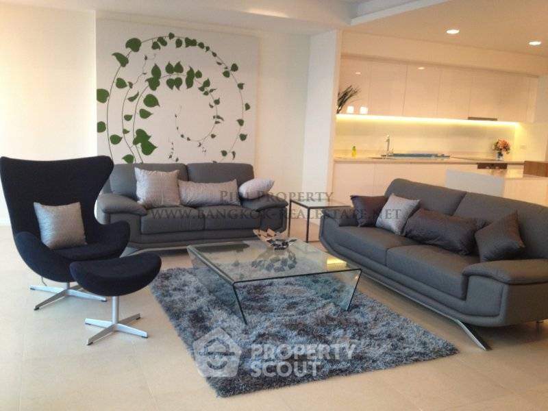 picture 2-BR Condo at The River Condominium near BTS Saphan Taksin (ID 513951) - 1/5