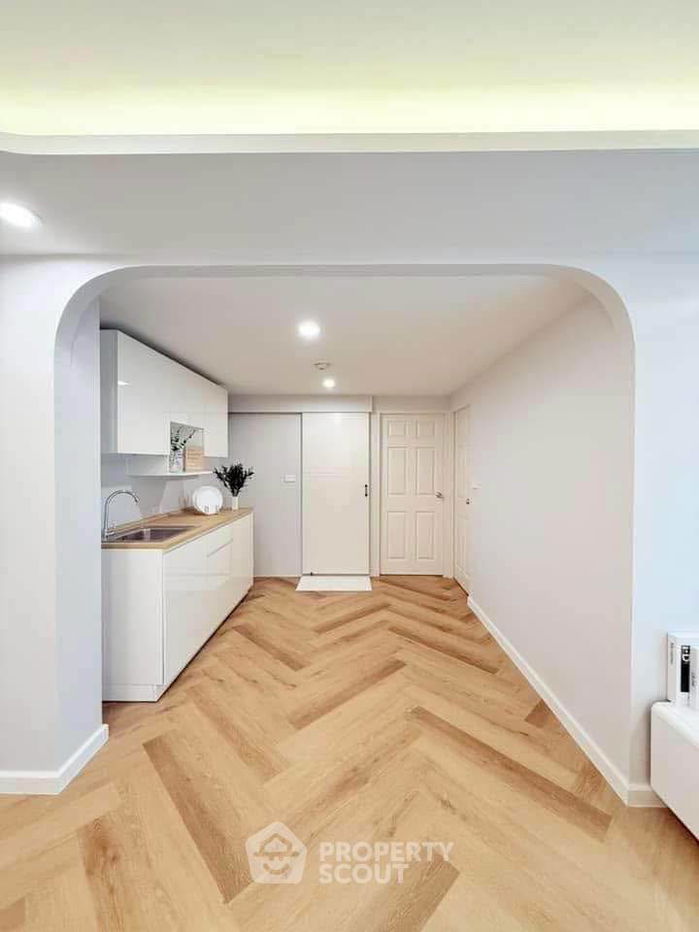 picture 2-BR Condo at Lumpini Park Vibhavadi-Chatuchak near MRT Chatuchak Park (ID 2219997) - 8/10
