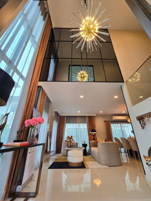 รูป ให้เช่าบ้านหรู 2 ชั้น 2 หลัง โครงการบุราสิริ กรุงเทพกรีฑา แบบบ้าน Kempas  ใกล้ รร.นานาชาติไบรตัน บางกะปิ กรุงเทพฯ - รูปที่ 4/14