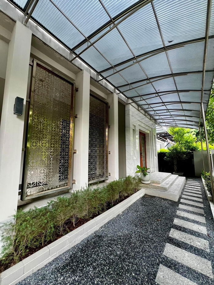 รูป P0122 ขายบ้านหรู โครงการ Grand Bangkok Boulevard ศรีนครินทร์ - รูปที่ 14/17