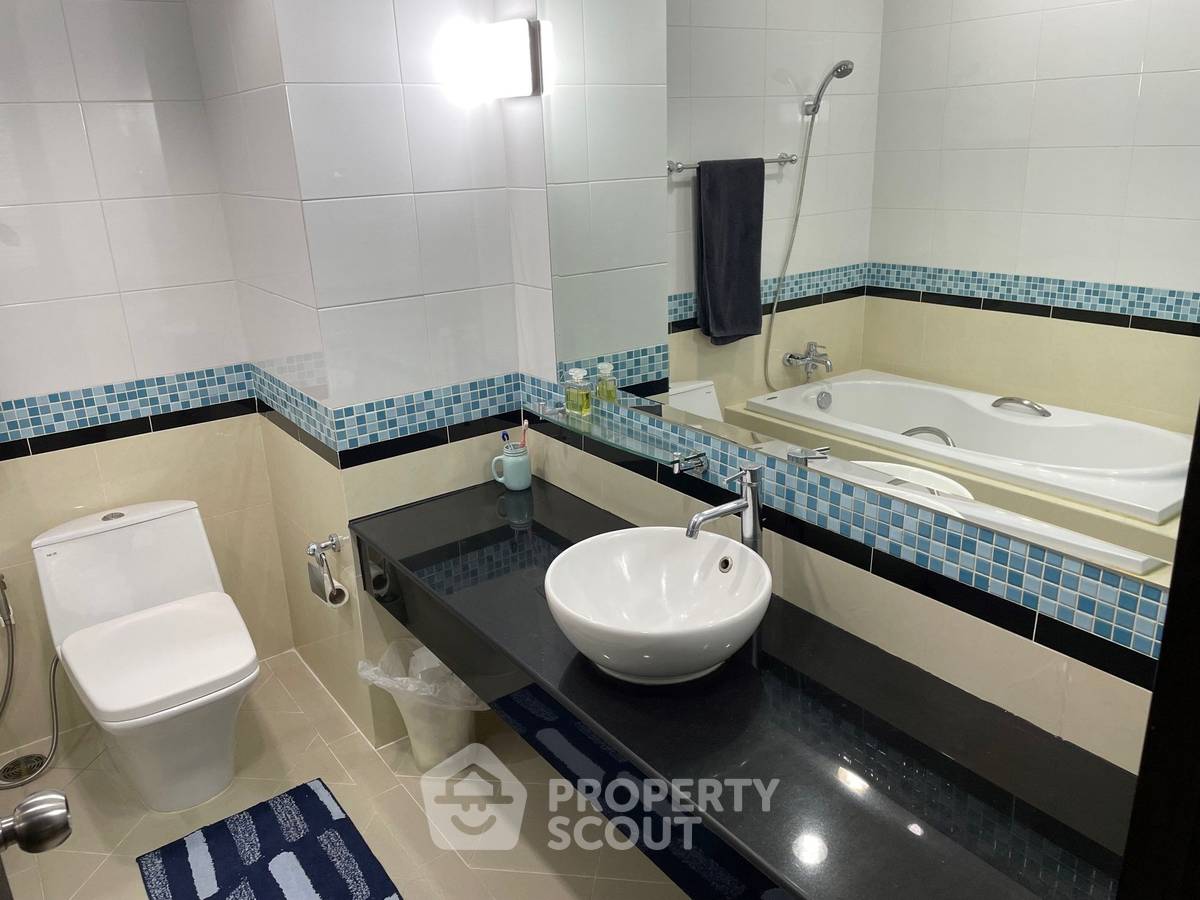 รูป คอนโด 2-ห้องนอน ที่ ซิตี้ สมาร์ท สุขุมวิท18 ใกล้ BTS อโศก (ID 924380) - รูปที่ 9/14