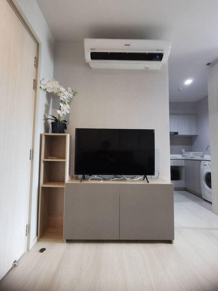 picture Life One Wireless | Only 120 meters from BTS Phloen Chit - 5/16