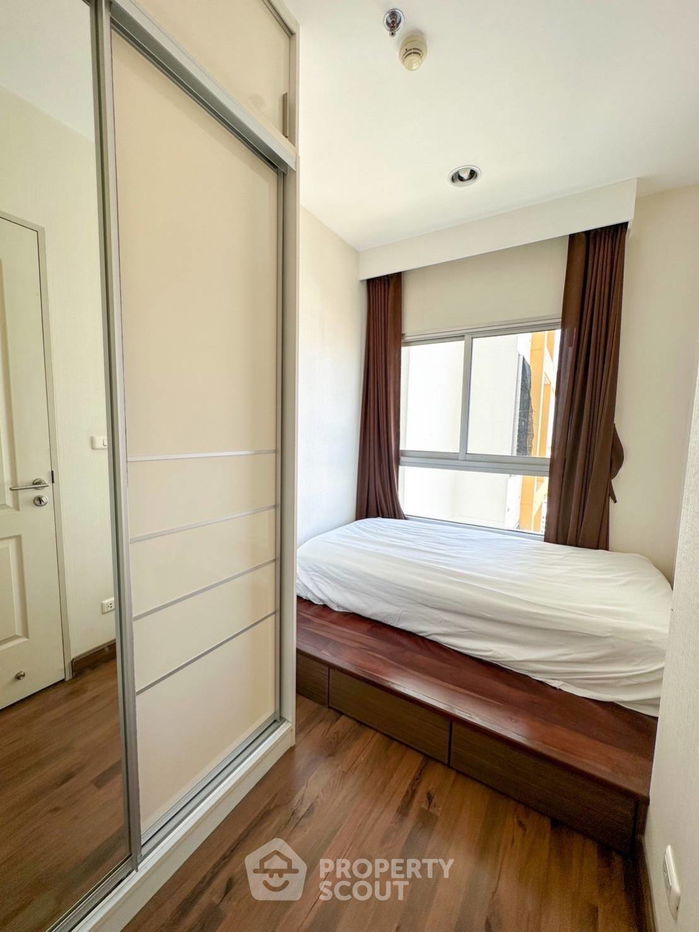 picture 2-BR Condo at Q House Sathorn near BTS Krung Thon Buri (ID 1916396) - 5/11