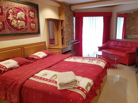 Studio Condominium @ Jomtien Beach Condo - Rimhad