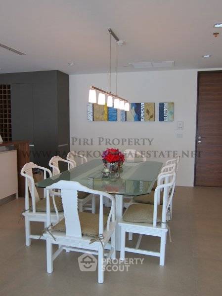 picture 2-BR Condo at The River Condominium near BTS Saphan Taksin (ID 513951) - 4/5