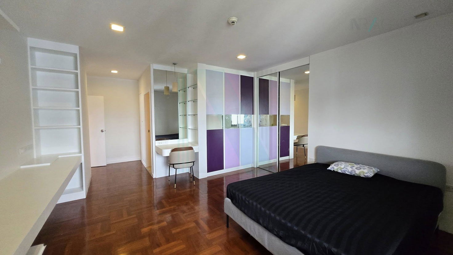 picture For Rent Condo TOWER PARK Building 1, Floor 26,3 bed room, Room size 280 sqm - 5/8