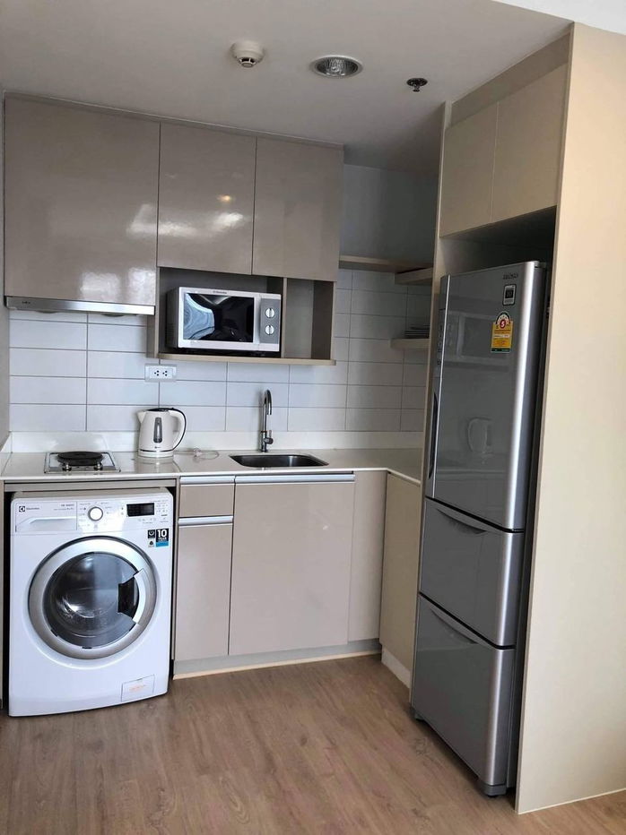 picture Ideo Q Ratchathewi【𝐒𝐄𝐋𝐋 & 𝐑𝐄𝐍𝐓】🔥Modern luxury style, fully decorated, with built-in.🔥  Contact Line ID: @hacondo - 10/10