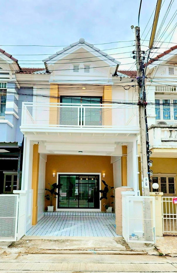 รูป ขายบ้านรีโนเวท หมู่บ้านปิยวรารมย์ เฟส 3 ทาวน์เฮาส์ 2 ชั้น พื้นที่ 16 ตร.ว. ราคา 1,490,000 บาท - รูปที่ 1/7