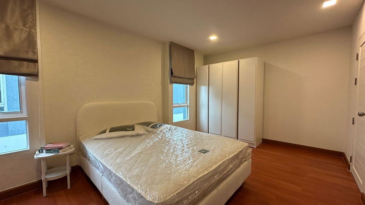 picture Townhouse for rent ✨ On Nut 46 - Srinakarin 36 near MRT Srinakarin 38 only 1.2 km. ✨ 3 bedrooms, 4 bathrooms - 7/18