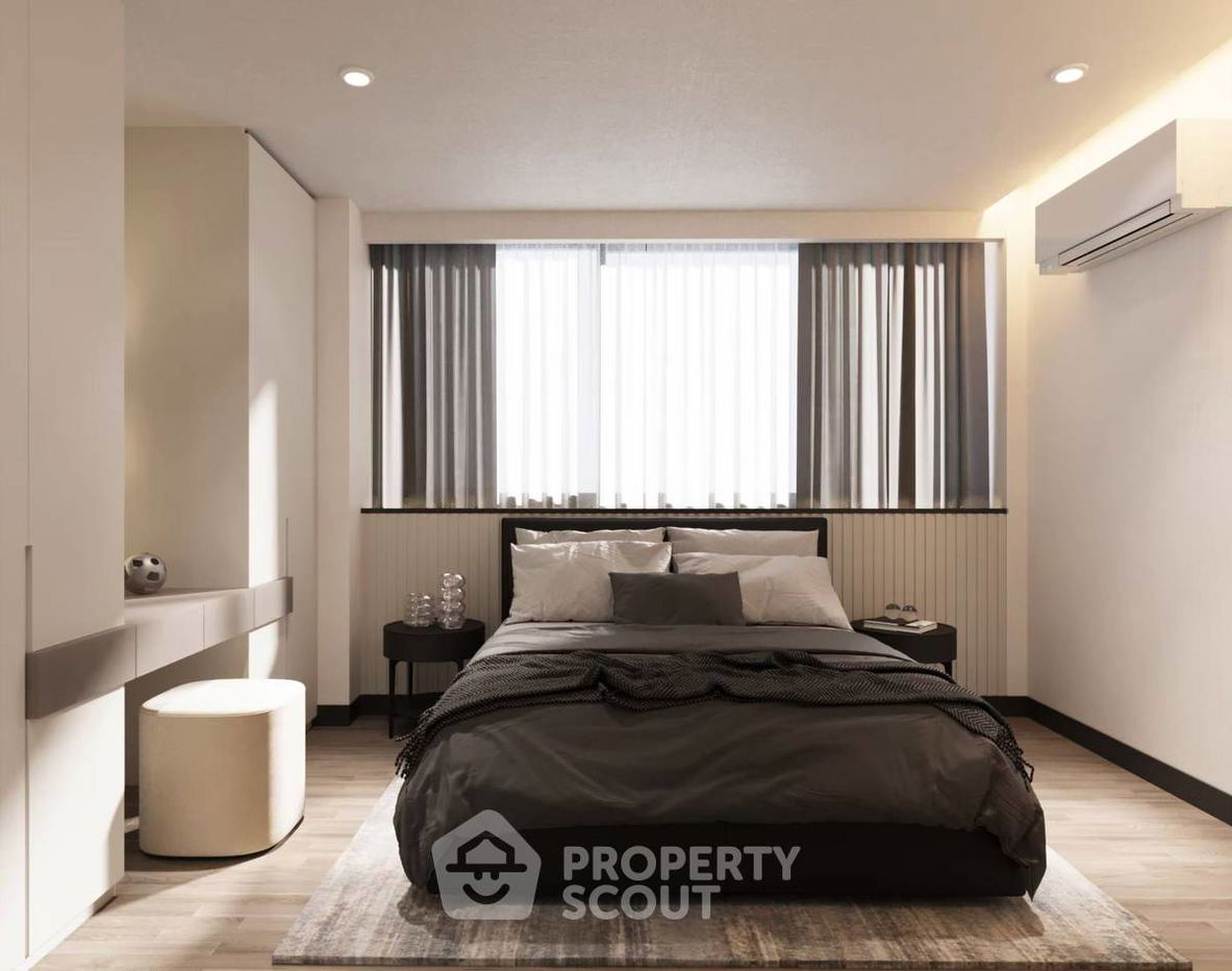 picture 2-BR Condo at Supalai Park Phaholyothin near BTS Ha Yaek Lat Phrao (ID 2186210) - 4/10