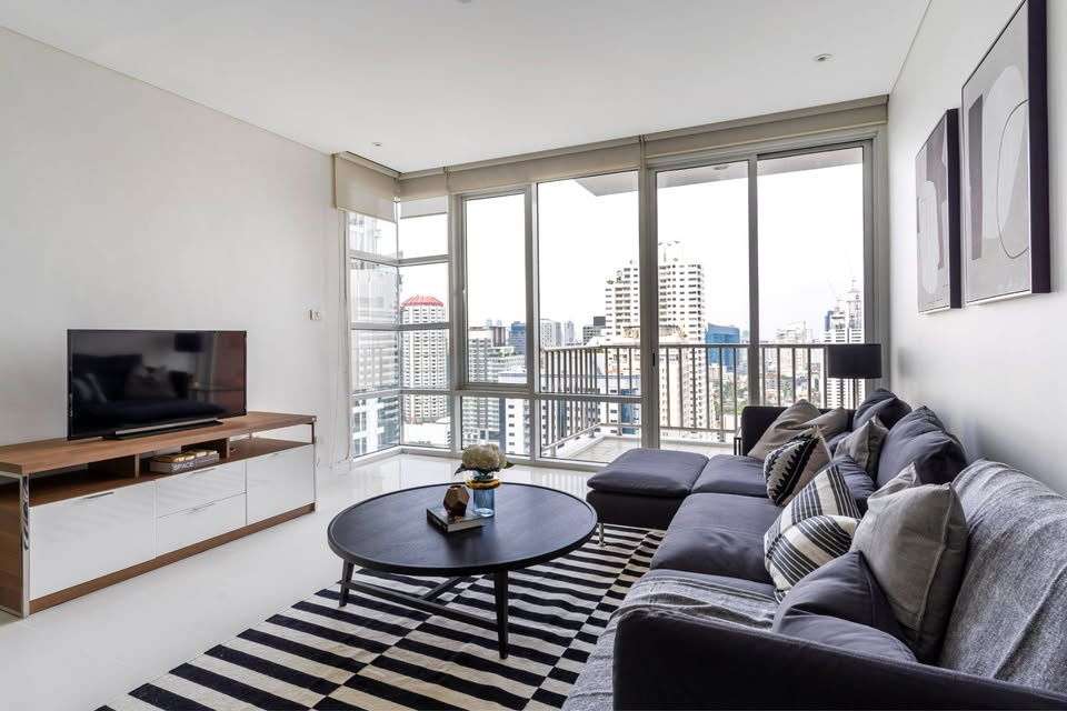 picture Condo for rent: Fullerton Sukhumvit, near BTS Thonglor, 80,000 baht, property code: RS992 - 10/22